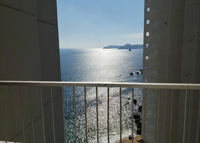Departamento Con Hermosa Vista Al Mar Y Acceso A Playa, 2 Albercas